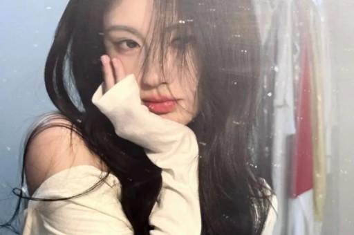 中年演员塌房天花板带亲闺女当出轨遮羞布