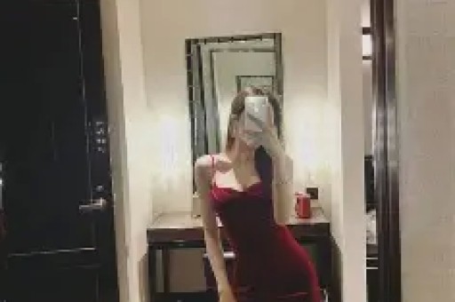 出道八年从不接吻戏被称最干净女演员的她凭啥让大导演抢着捧