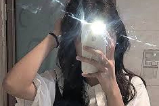一天4瓜！二胎、讨债、潘粤明案判了谢贤遗产再起争议 个个离谱